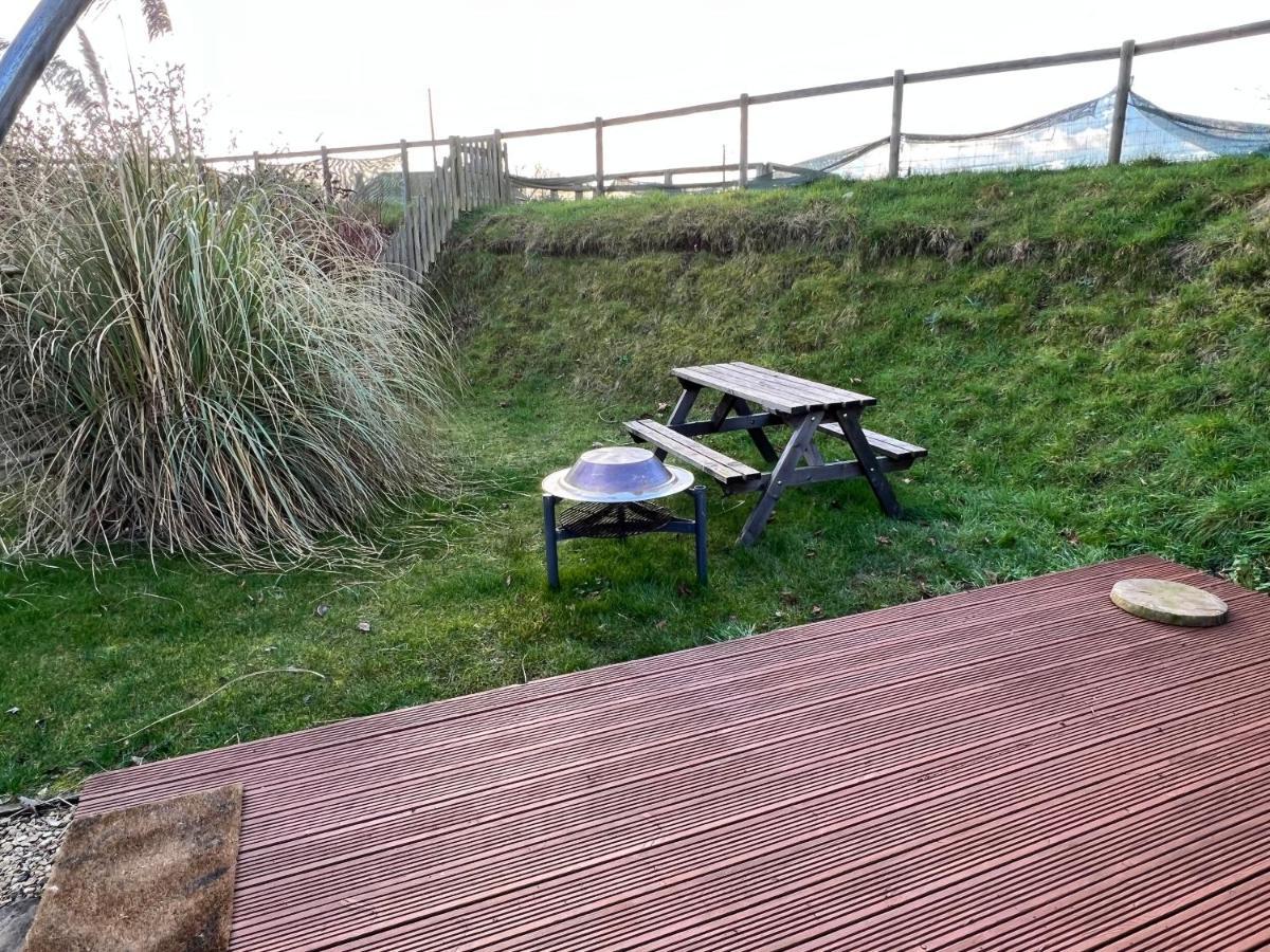 Stonehenge Campsite & Glamping Hotel Berwick St James Exterior photo