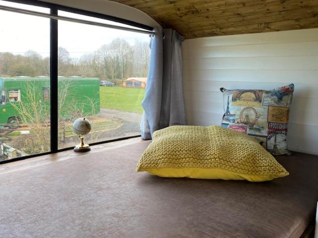 Stonehenge Campsite & Glamping Hotel Berwick St James Exterior photo