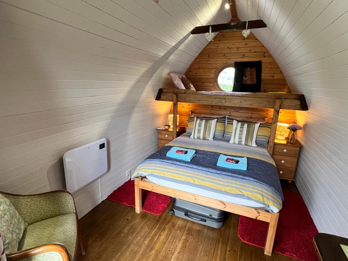 Stonehenge Campsite & Glamping Hotel Berwick St James Exterior photo